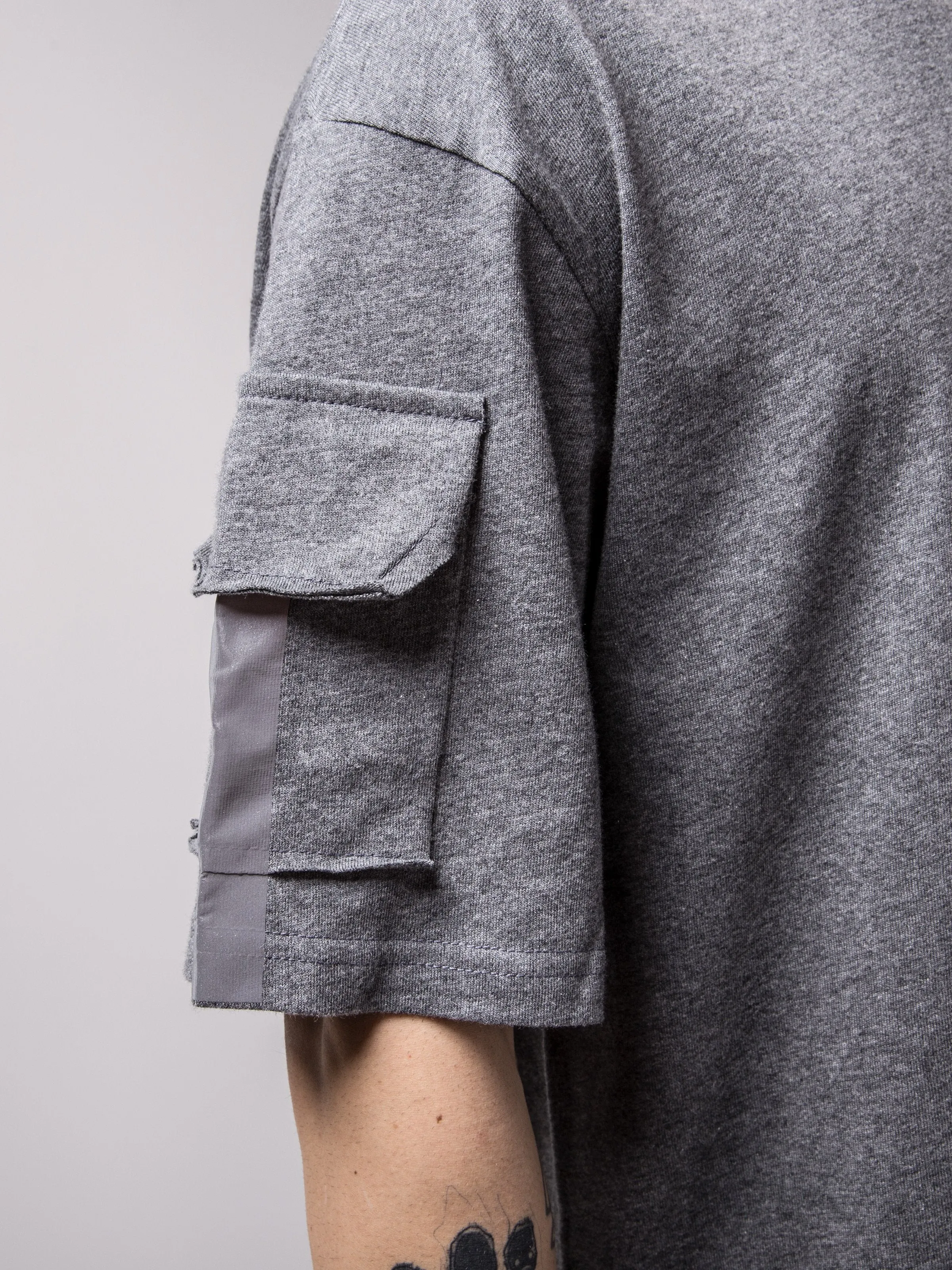 Big Back Pocket T-shirt Grey