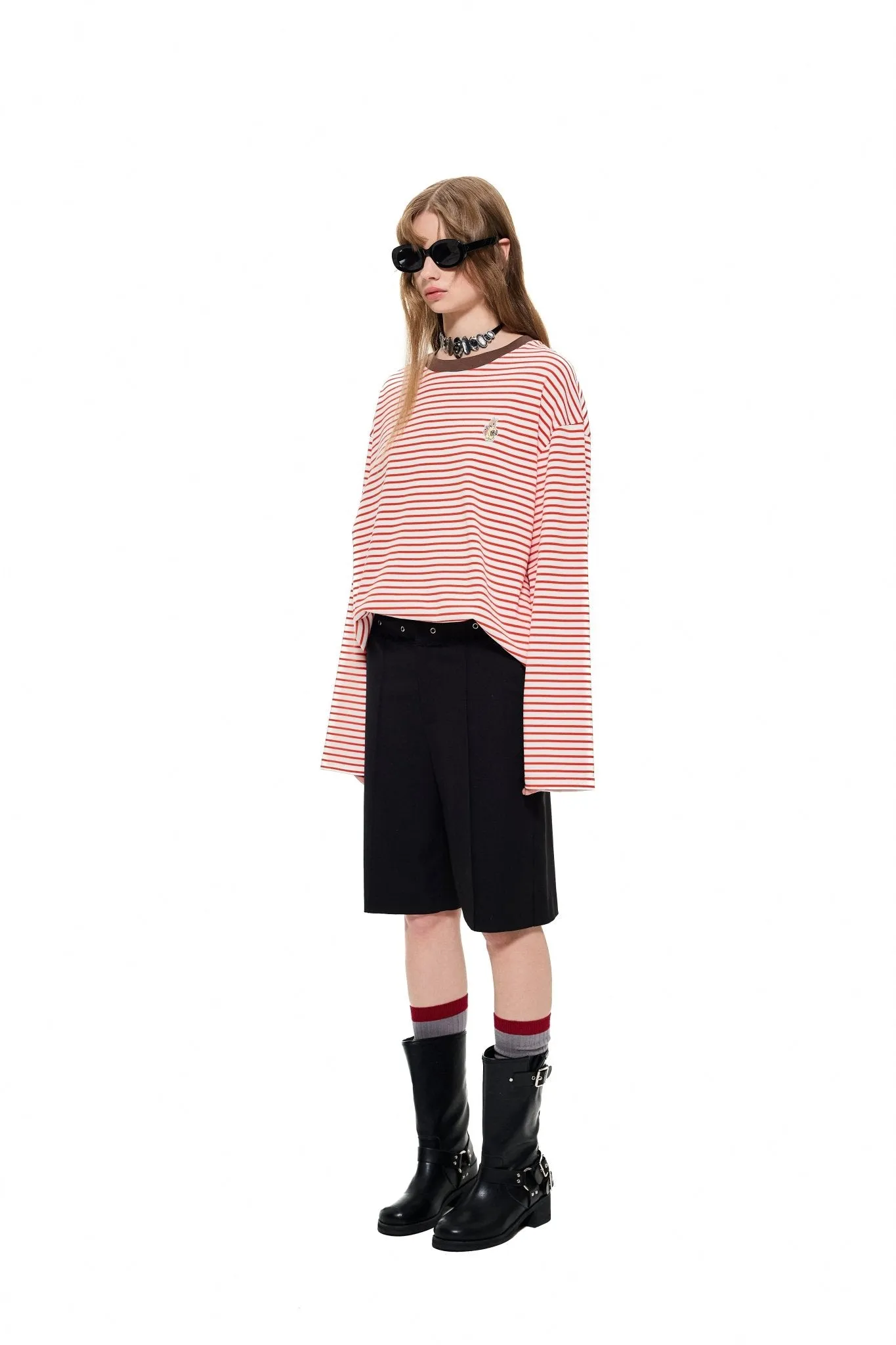 Contrast Collar Rabbit Stripe T-Shirt in Red