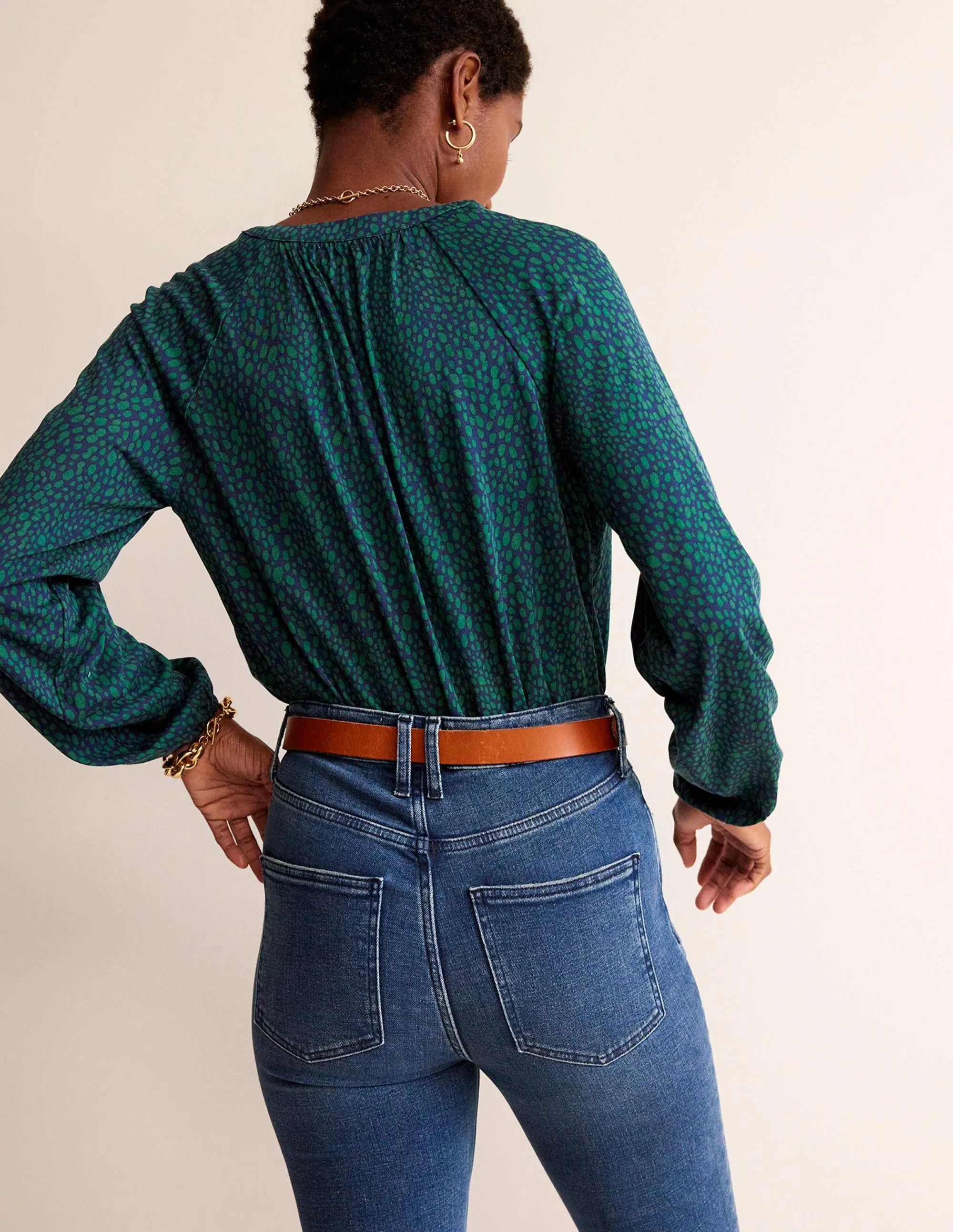 Printed Gather-Detail Shirt-Amazon Green , Animal Spot