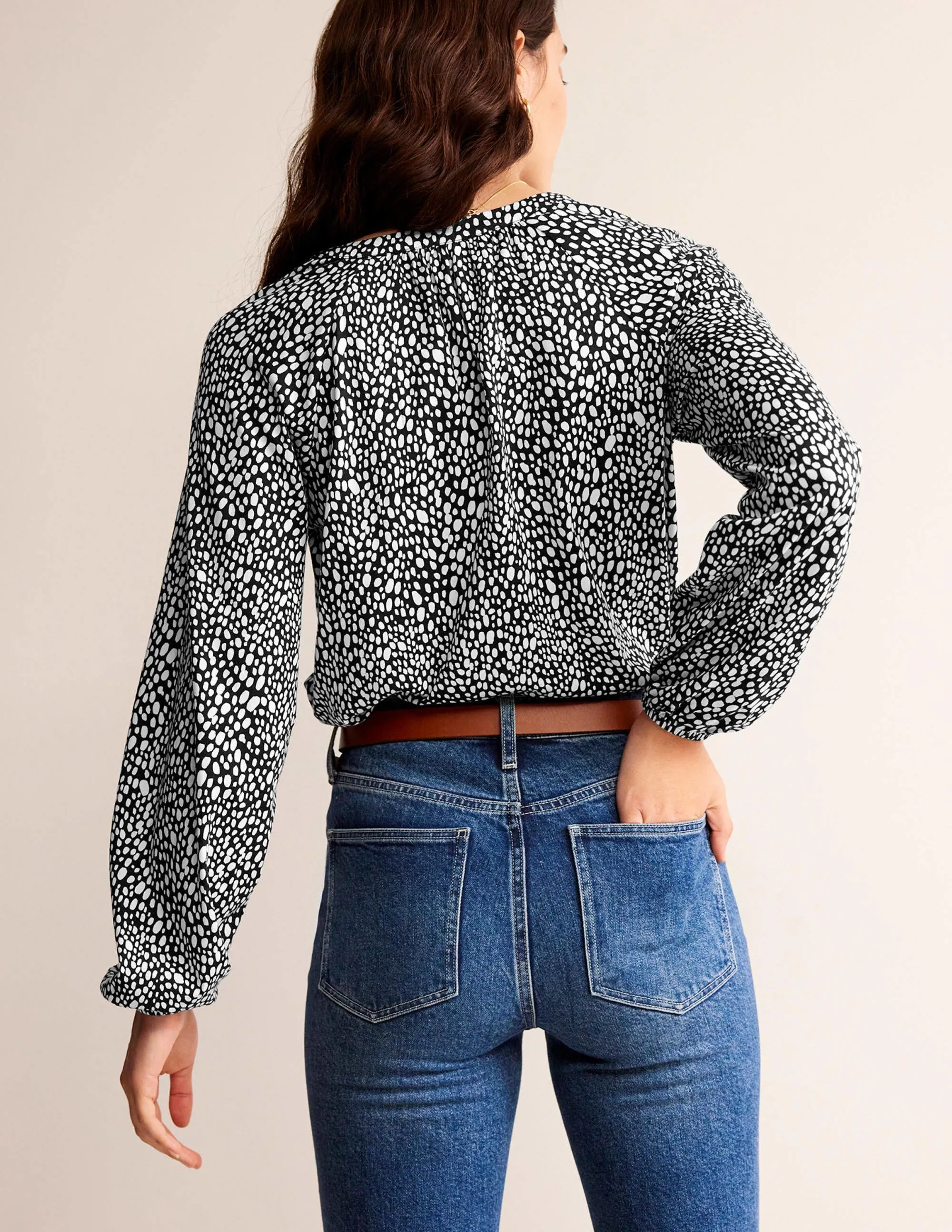 Printed Gather-Detail Shirt-Black, Animal Spot
