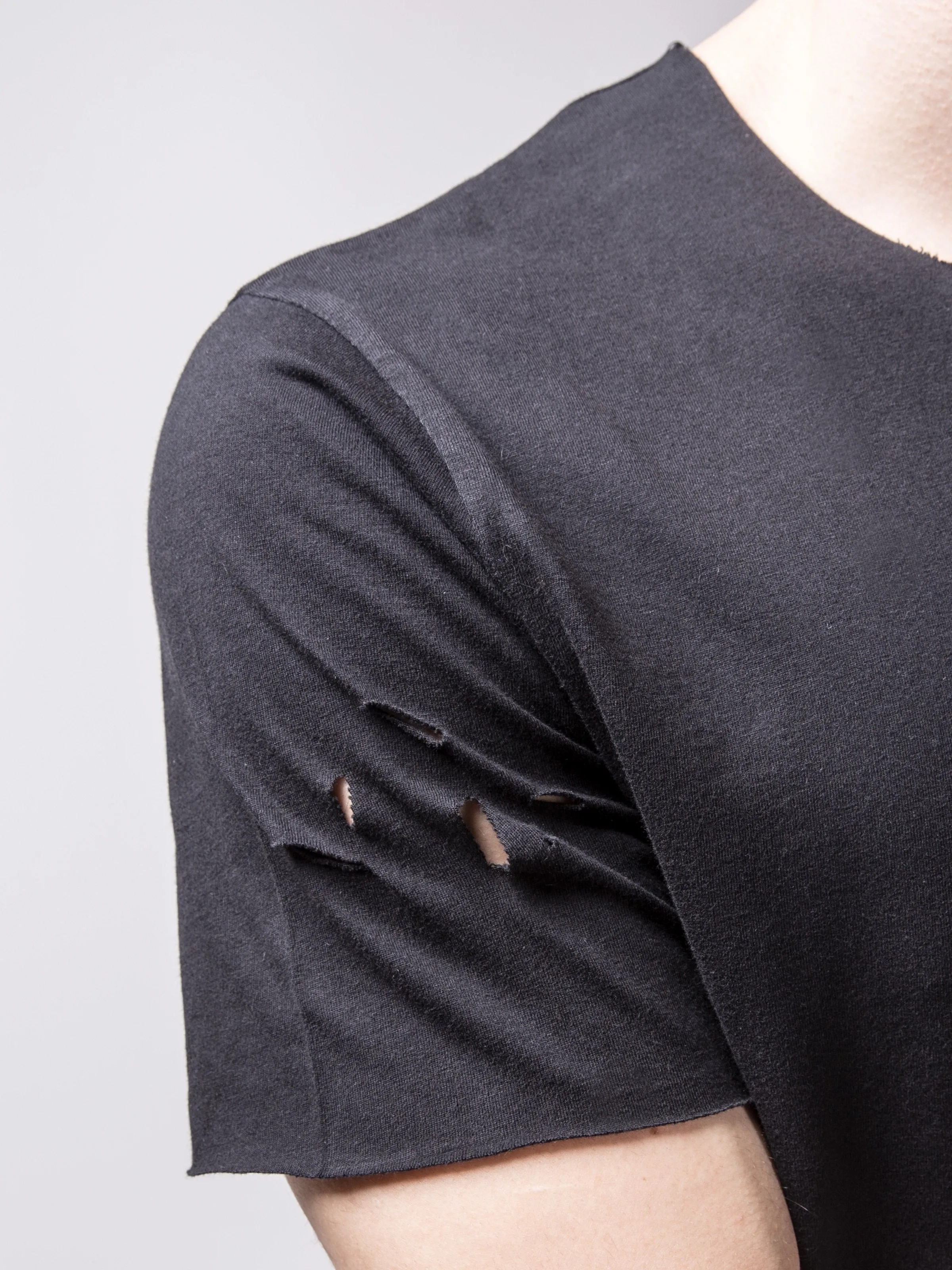 Ripped Longtail Black T-shirt