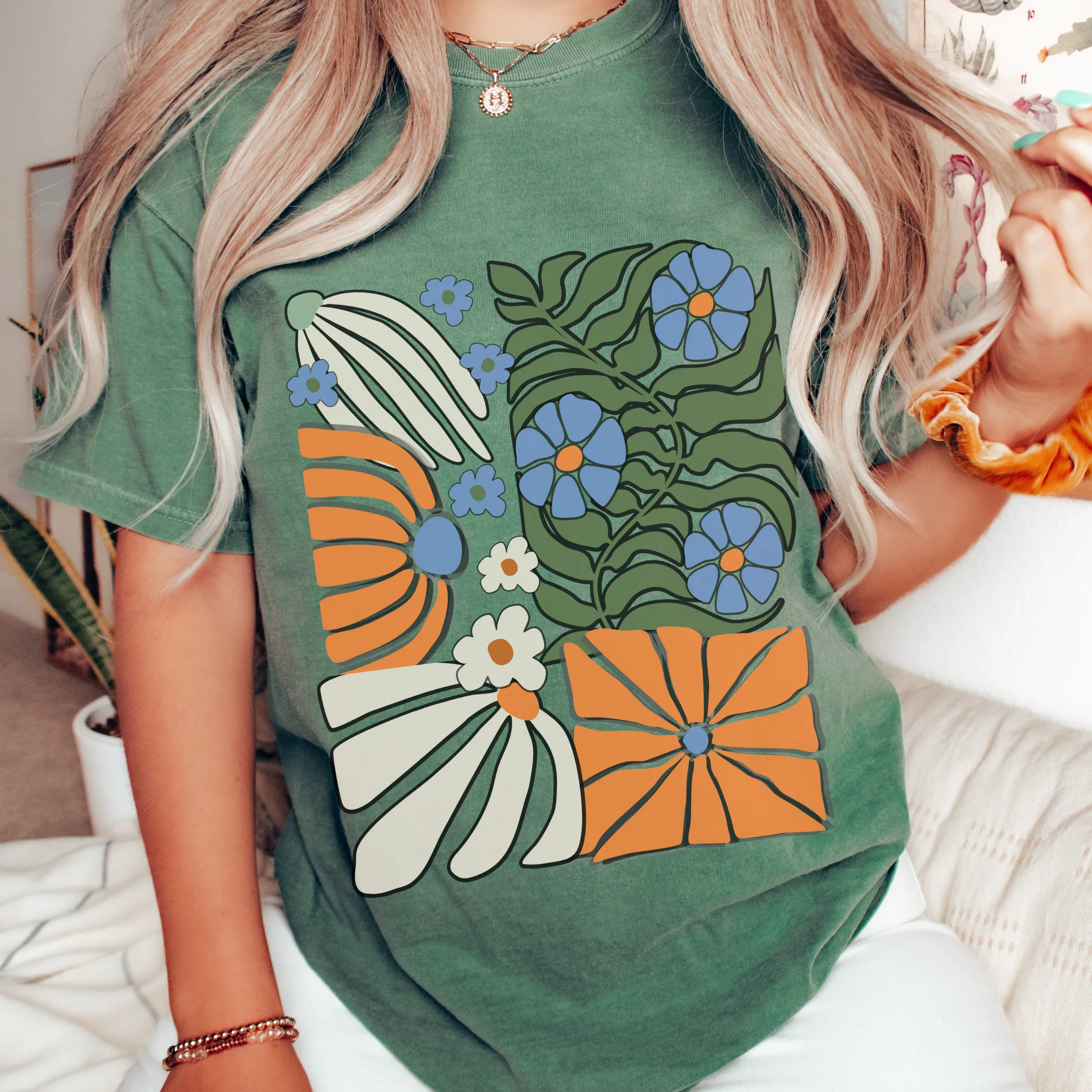Trendy Comfort Colors® NY Retro, Groovy, Flowers T-shirt, Spring or Summer Green, Pepper, Crimson, Yam, Mustard or White T-Shirt