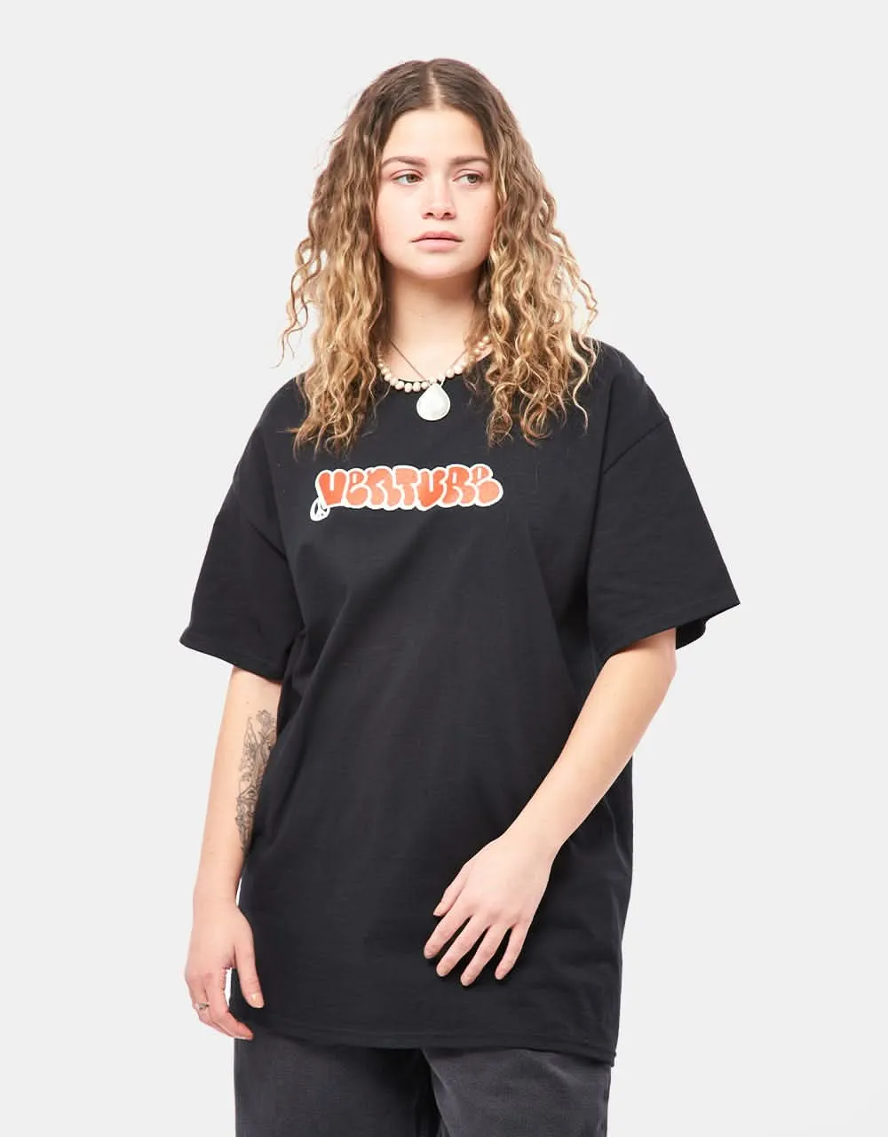Venture Throw T-Shirt - Black/Red/White